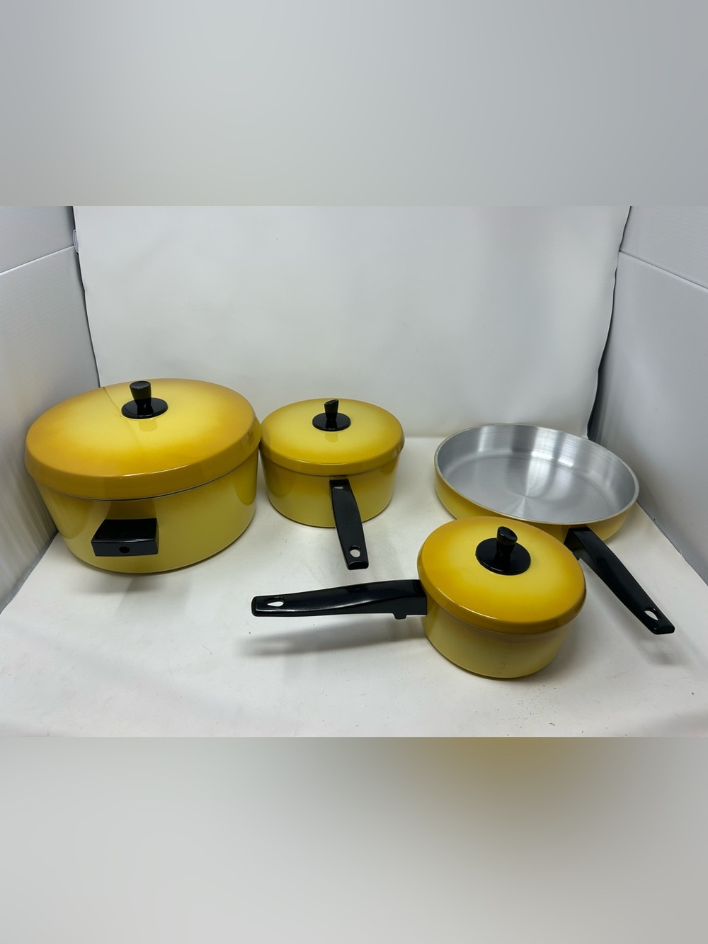 VINTAGE NEW SUNBURST KITCHEN DELIGHT 7-PC COOKWARE SET USA Heavy gauge aluminum